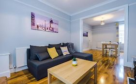 Anfield House 2 Bedroom 2 Mins From Anfield Stadium Sleeps 7
