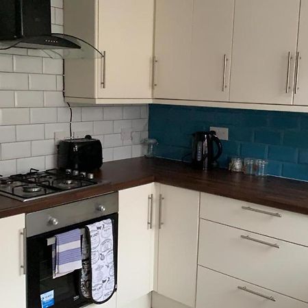 Anfield House 2 Bedroom 2 Mins From Anfield Stadium Sleeps 7 Liverpool Exterior foto